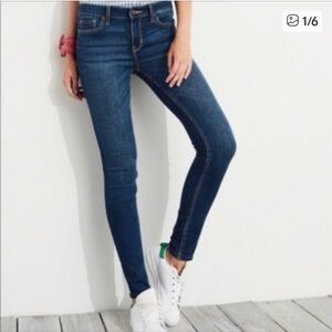 Hollister Dark Blue Skinny Jeans